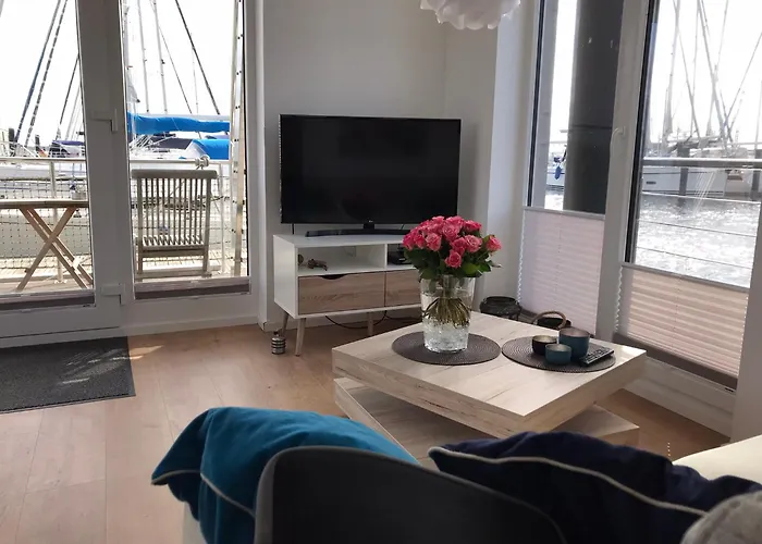 Botel Hausboot Maritim