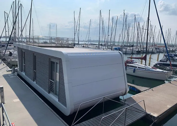 Hausboot Maritim Botel